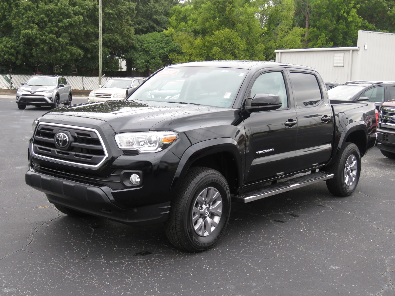 Pre-Owned 2019 Toyota Tacoma SR5 Double Cab 5′ Bed V6 AT (Natl) Rear ...