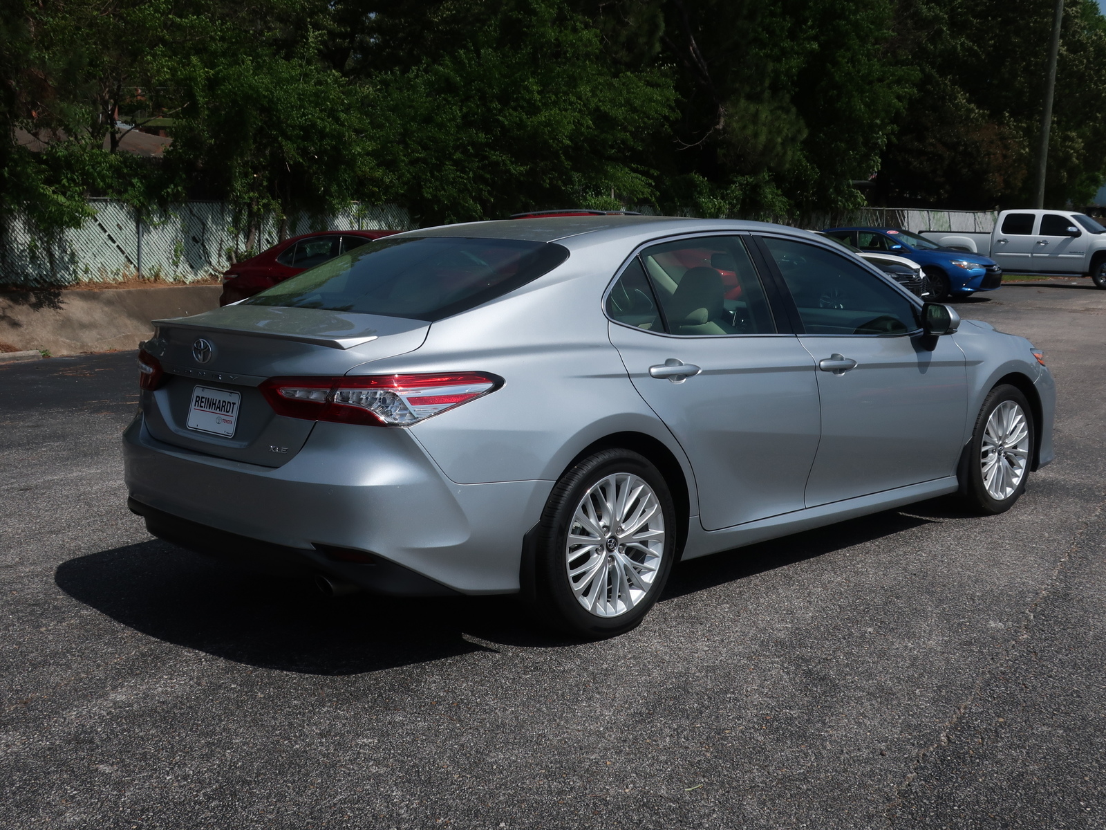 Pre-Owned 2018 Toyota Camry XLE Auto (Natl) Front Wheel ...