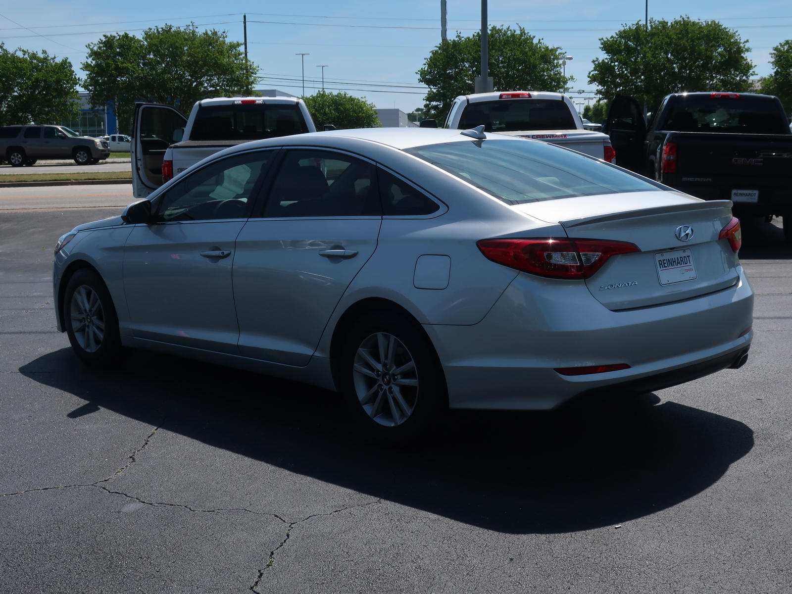 PreOwned 2016 Hyundai Sonata 4dr Sdn 2.4L SE Front Wheel Drive Cars