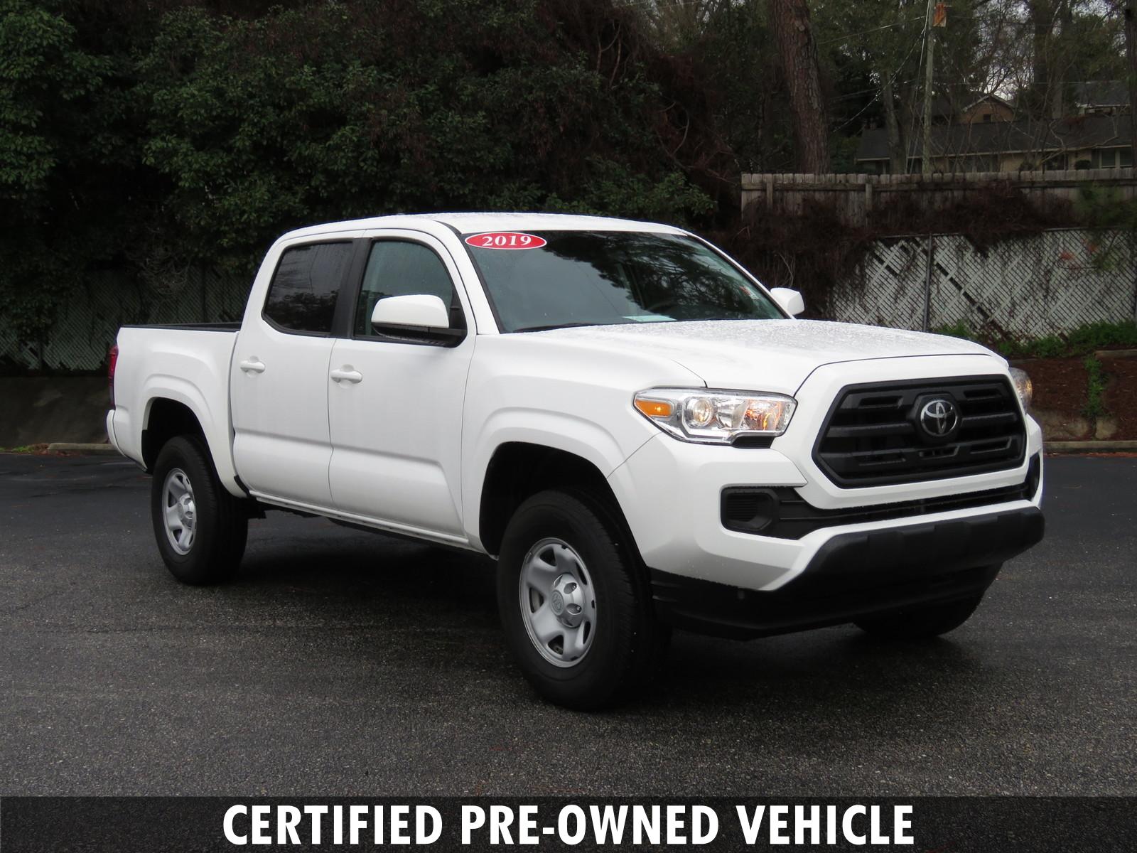 Pre-Owned 2019 Toyota Tacoma SR Double Cab 5′ Bed I4 AT (Natl) Rear ...