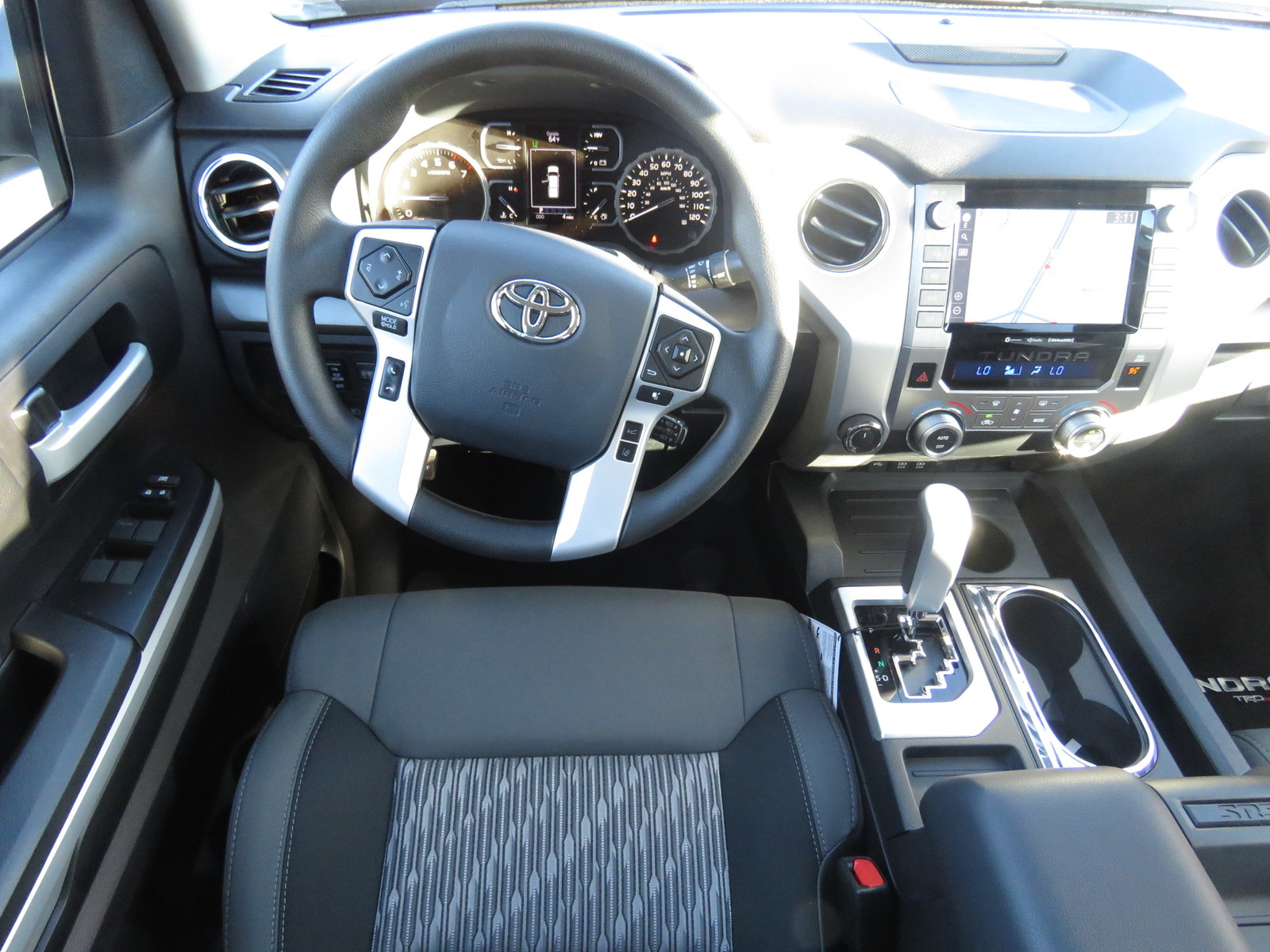 New 2020 Toyota Tundra SR5 CrewMax 5.5′ Bed 5.7L (Natl) Four Wheel Drive
