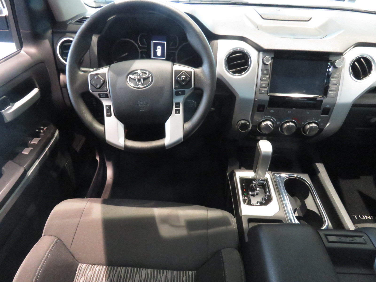 New 2020 Toyota Tundra SR5 Double Cab 6.5′ Bed 5.7L (Natl) 4WD