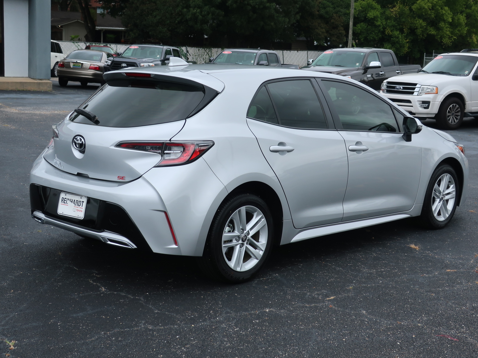 Pre Owned 2019 Toyota Corolla Hatchback Se Cvt Natl